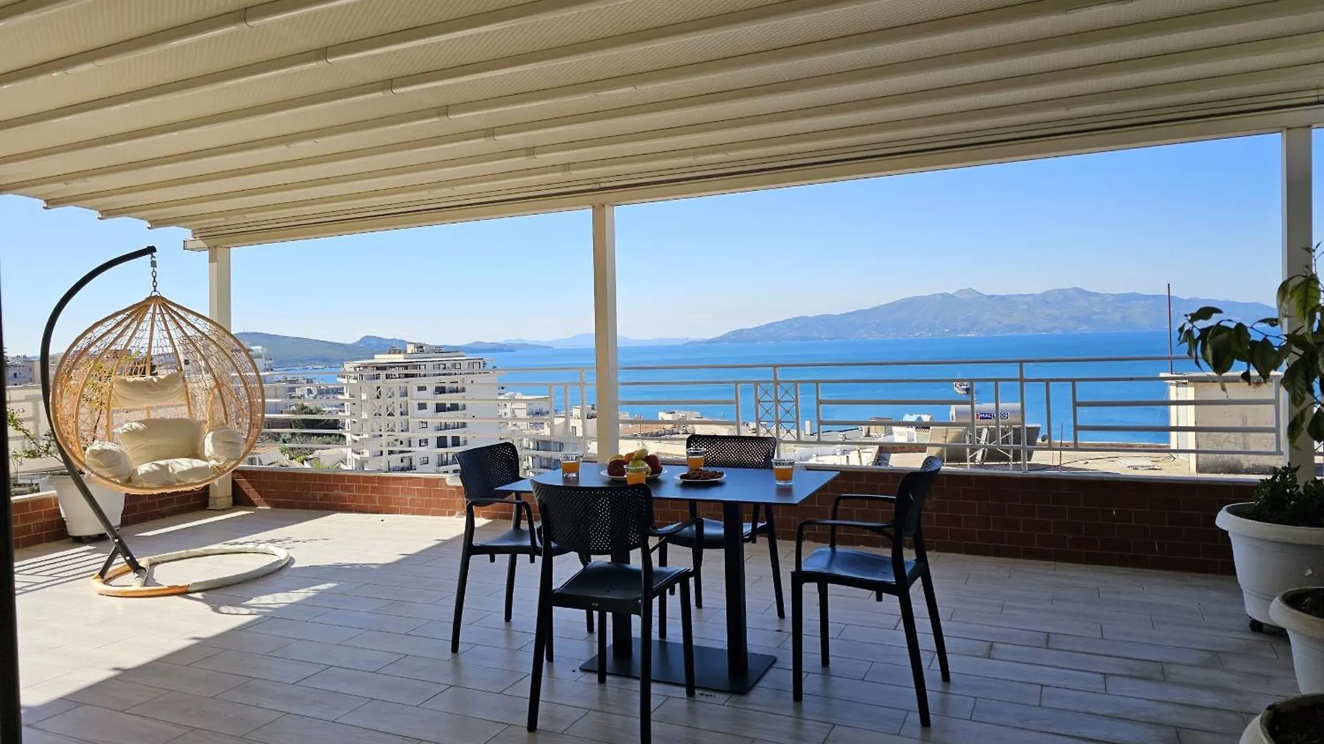 Apartment Deep Blue Rooftop - 111 Sarande Albania